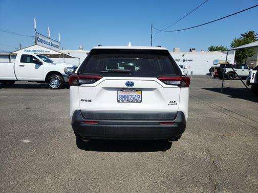 2019 Toyota RAV4 Hybrid XLE