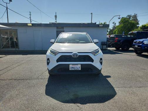 2019 Toyota RAV4 Hybrid XLE