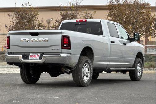 2026 RAM 2500 Tradesman Crew Cab 4x4 8' Box