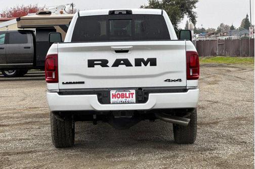 2026 RAM 3500 Laramie Crew Cab 4x4 8' Box
