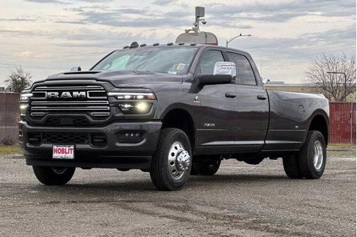 2026 RAM 3500 Laramie Crew Cab 4x4 8' Box