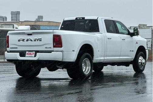 2026 RAM 3500 Laramie Crew Cab 4x4 8' Box