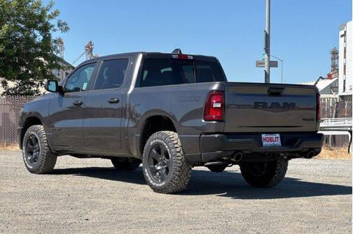 2026 RAM 1500 Warlock Crew Cab 4x4 5'7' Box