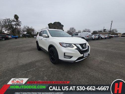 2017 Nissan Rogue SL