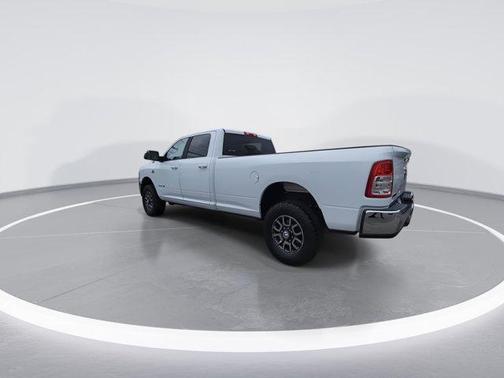 Bright White Clearcoat 2021 RAM 2500 Big Horn Crew Cab 4x4 8' Box