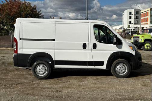 2026 RAM ProMaster 1500 Low Roof