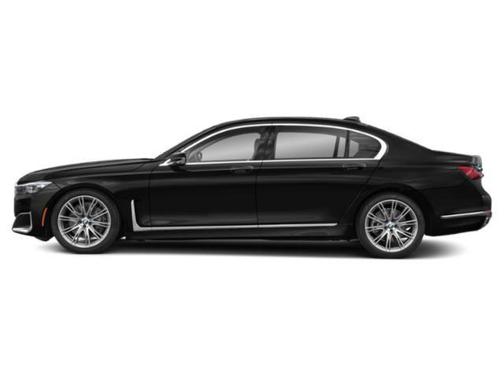 Alpine White 2022 BMW 740 i