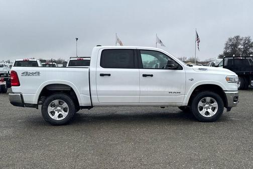 Bright White Clearcoat 2026 RAM 1500 Big Horn/Lone Star