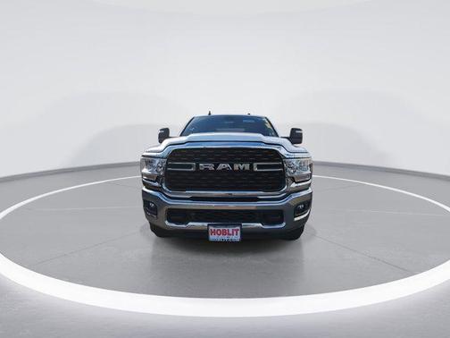 2024 RAM 3500 Big Horn Crew Cab 4x4 8' Box