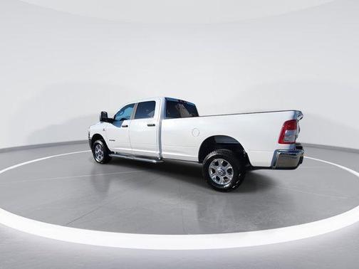 2024 RAM 2500 Big Horn Crew Cab 4x4 8' Box