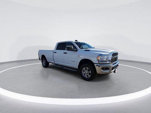 2024 RAM 2500 Big Horn Crew Cab 4x4 8' Box