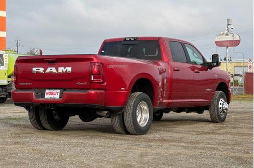 2026 RAM 3500 Laramie Crew Cab 4x4 8' Box