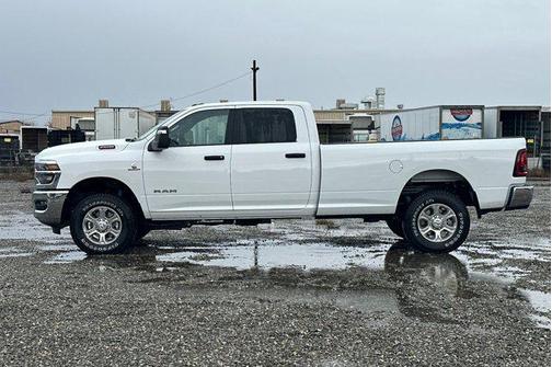 2026 RAM 2500 Big Horn Crew Cab 4x4 8' Box