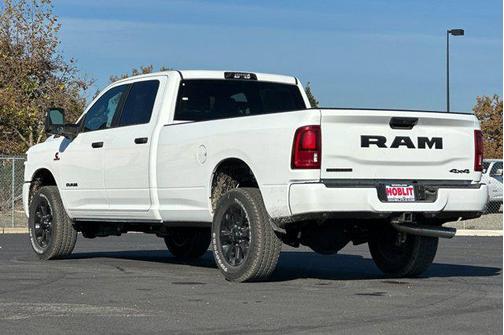 2026 RAM 3500 Big Horn Crew Cab 4x4 8' Box