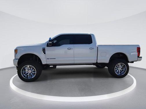 Oxford White 2019 Ford F-250 Platinum