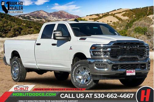2026 RAM 2500 Tradesman Crew Cab 4x4 8' Box