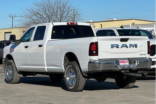 2026 RAM 2500 Tradesman Crew Cab 4x4 8' Box