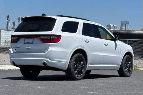 White Knuckle Clearcoat 2026 Dodge Durango GT