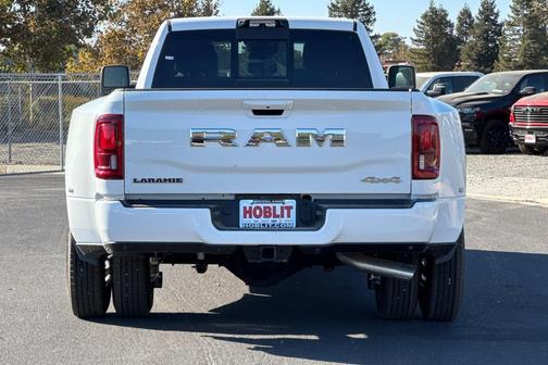 Bright White Clearcoat 2026 RAM 3500 Laramie Crew Cab 4x4 8' Box