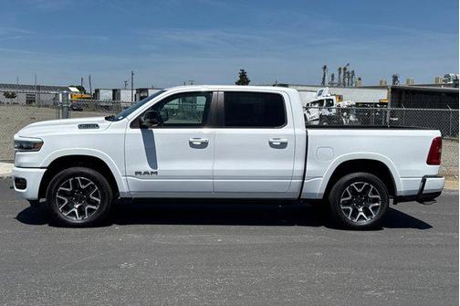 Bright White Clearcoat 2026 RAM 1500 Laramie