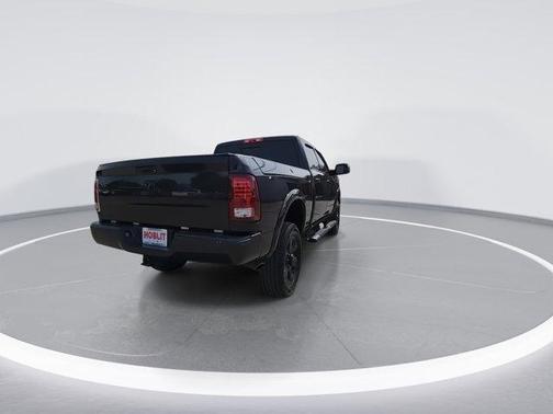 Brilliant Black Crystal Pearlcoat 2017 RAM 2500 Laramie Crew Cab 4x4 6'4' Box