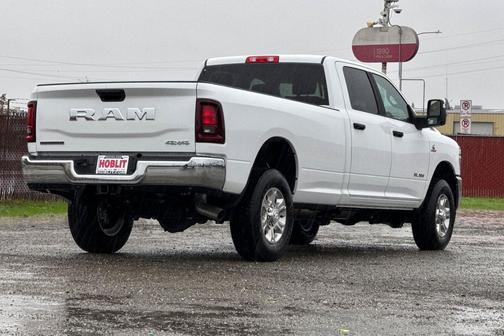 Bright White Clearcoat 2026 RAM 2500 Big Horn
