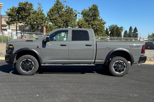 Ceramic Gray Clearcoat 2026 RAM 2500 Warlock Crew Cab 4x4 6'4' Box