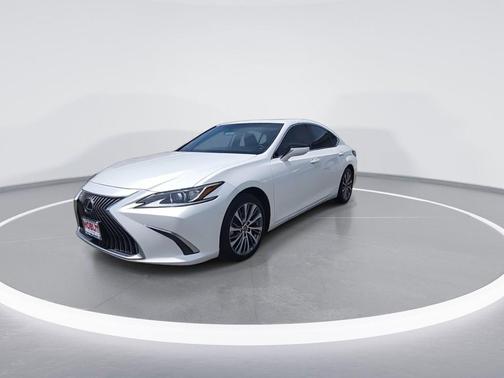 White Pearl 2019 Lexus ES 350 Base