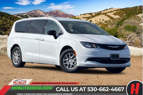 2026 Chrysler Voyager LX