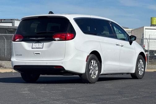 Bright White Clearcoat 2026 Chrysler Voyager LX