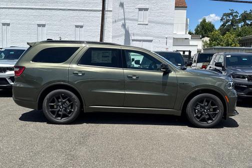 Green Machine 2026 Dodge Durango GT Premium HEMI V8
