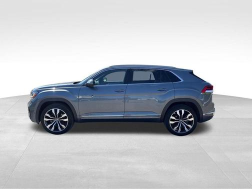 Platinum Gray Metallic 2020 Volkswagen Atlas Cross Sport 3.6L V6 SEL Premium R-Line