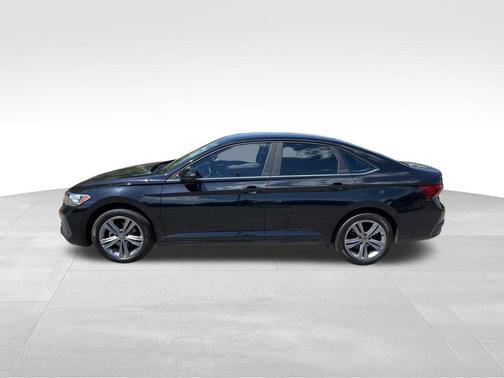 Deep Black Pearl 2023 Volkswagen Jetta 1.5T SE