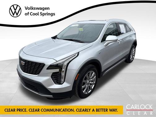 Radiant Silver Metallic 2019 Cadillac XT4 Premium Luxury