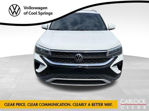 Pure White 2022 Volkswagen Taos 1.5T SE