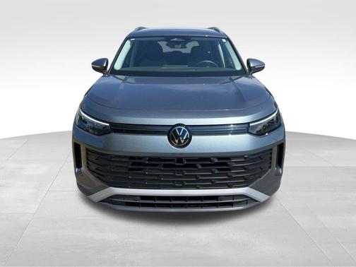 Platinum Gray Metallic 2025 Volkswagen Tiguan 2.0T S