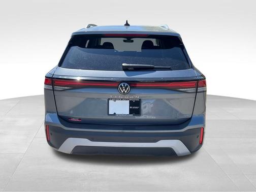 Platinum Gray Metallic 2025 Volkswagen Tiguan 2.0T S