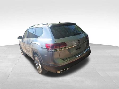 Pyrite Silver Metallic 2022 Volkswagen Atlas 3.6L SE w/Technology