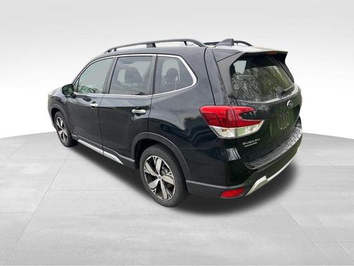 Crystal Black Silica 2019 Subaru Forester Touring