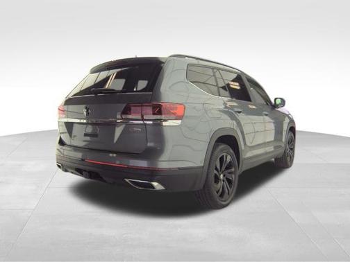 2022 Volkswagen Atlas 3.6L SE w/Technology