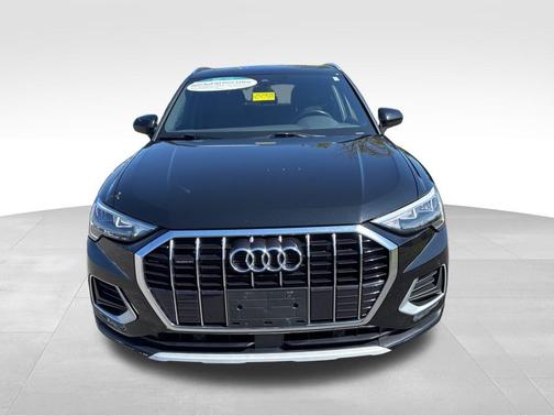 2022 Audi Q3 40 Premium