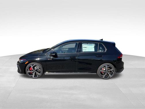 Mythos Black Metallic 2026 Volkswagen Golf GTI 2.0T SE DSG