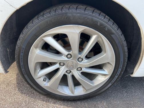 2017 Acura ILX AcuraWatch Plus Package