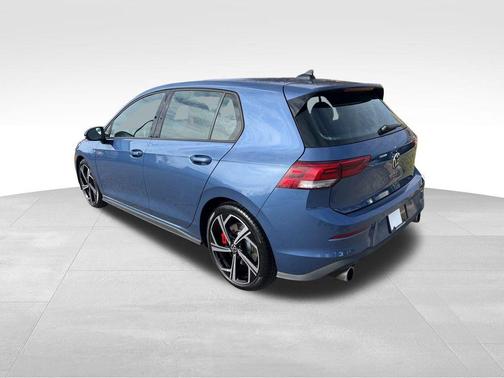 2025 Volkswagen Golf GTI 2.0T SE DSG