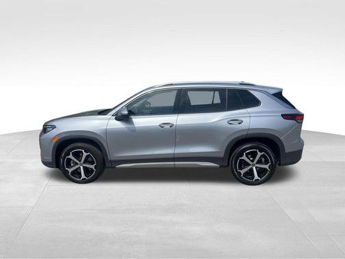 Pyrite Silver Metallic 2025 Volkswagen Tiguan 2.0T SE 4MOTION