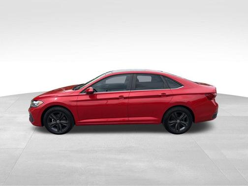Kings Red Metallic 2022 Volkswagen Jetta 1.5T SE