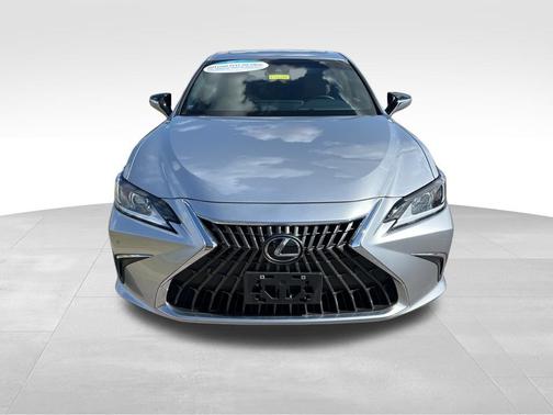 2024 Lexus ES 350 Base