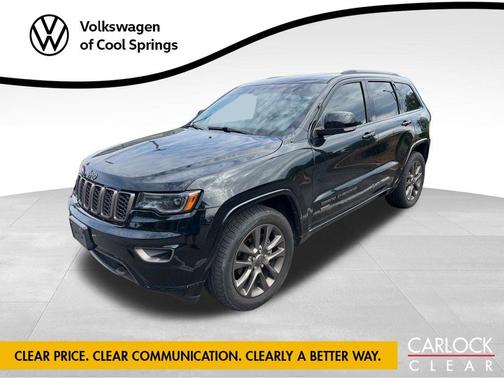 Diamond Black Crystal Pearlcoat 2017 Jeep Grand Cherokee Limited