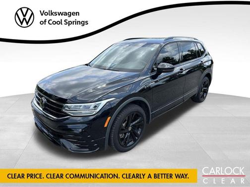 Deep Black Pearl 2023 Volkswagen Tiguan 2.0T SE R-Line Black