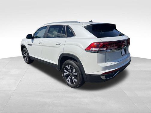 2026 Volkswagen Atlas Cross Sport 2.0T SE